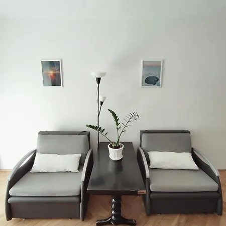 Апартаменти Old House - Przymorze - 2,5 Km Do Plazy I Morza Гданськ Екстер'єр фото