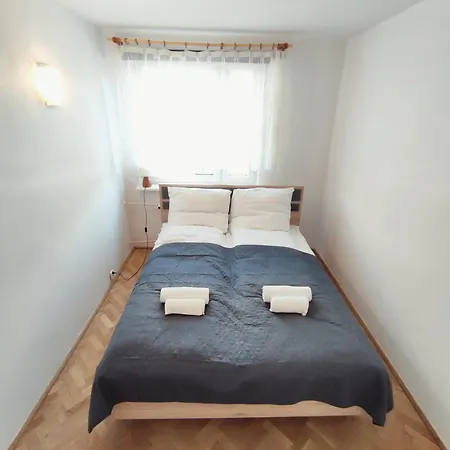 Апартаменти Old House - Przymorze - 2,5 Km Do Plazy I Morza Гданськ Екстер'єр фото