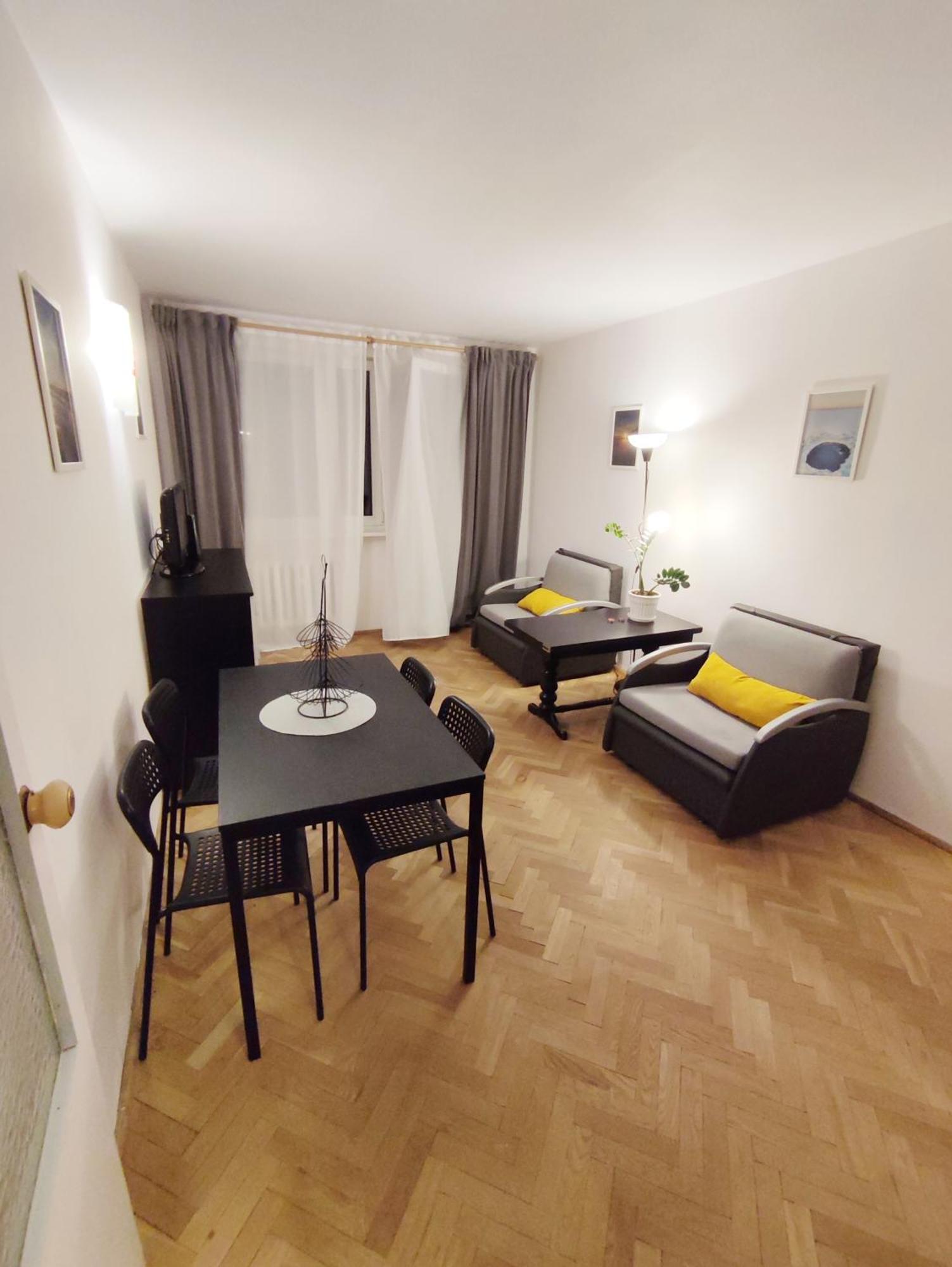 Apartment Old House - Przymorze - 2,5 Km Do Plazy I Morza *